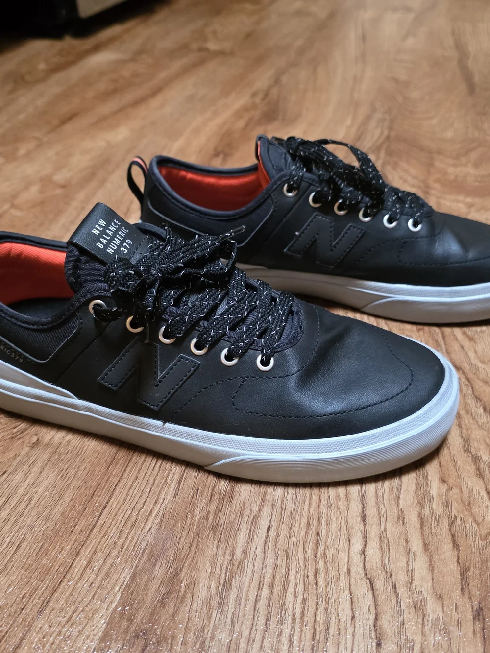 Men's New Balance 379 Absorb Black Skater Sneaker Shoes